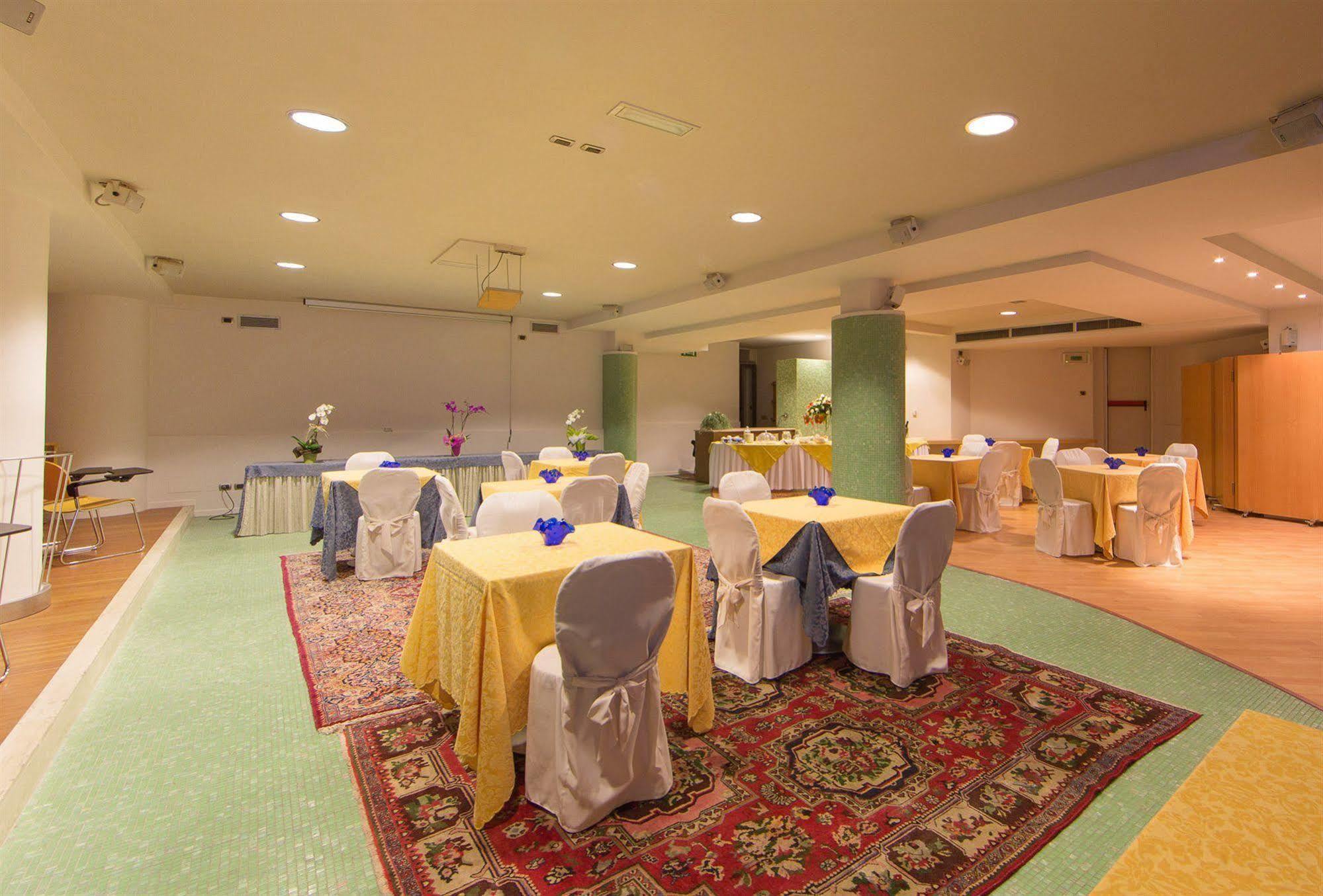 Hotel Delta Montevarchi Zewnętrze zdjęcie