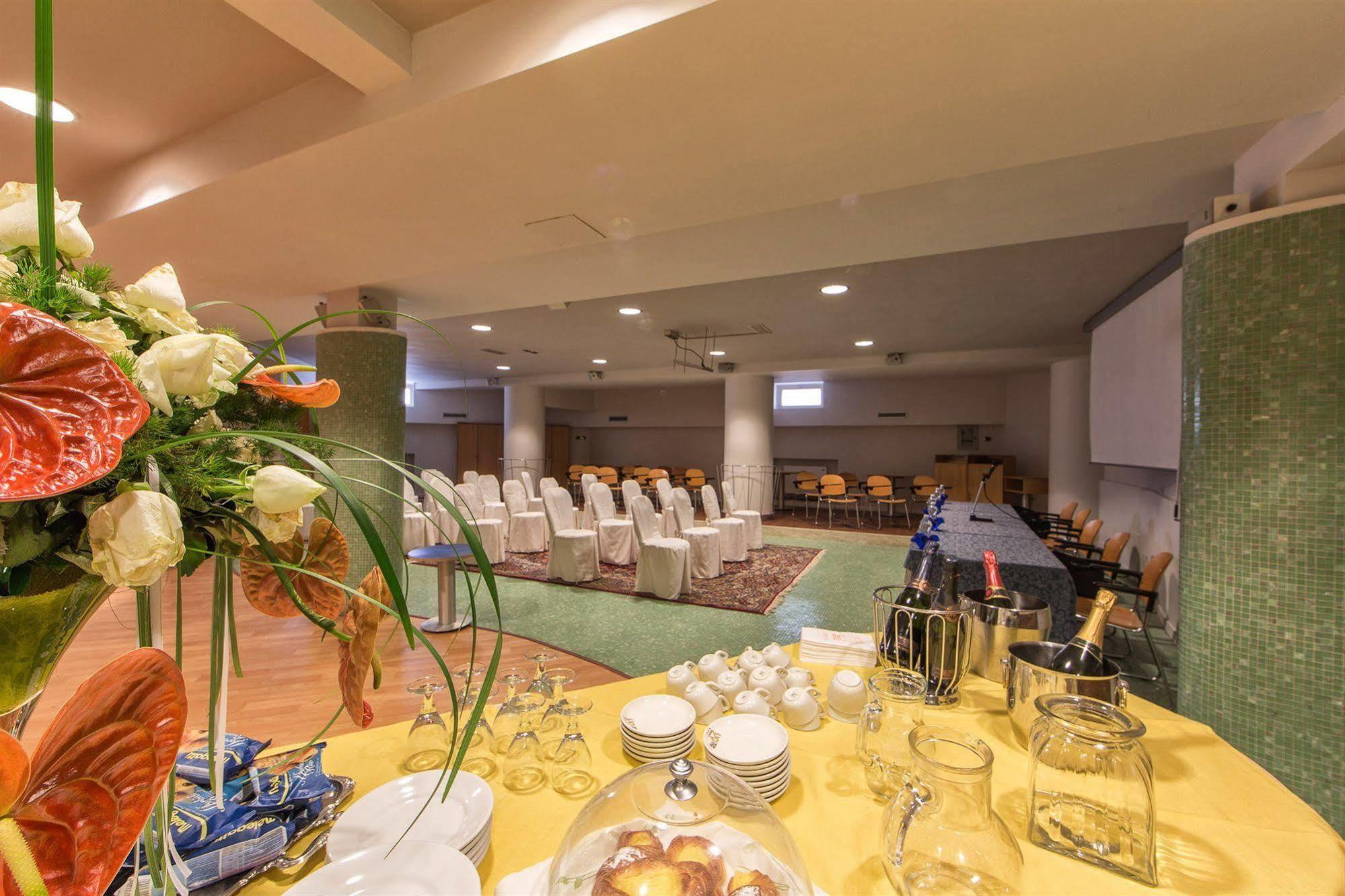 Hotel Delta Montevarchi Zewnętrze zdjęcie